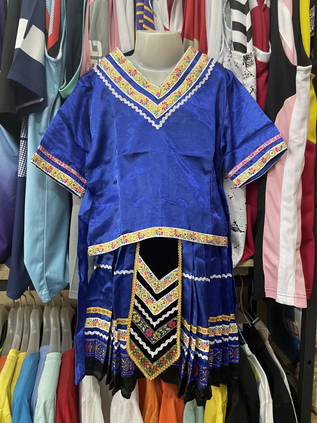 儿童苗族瑶族侗族服装25元-100